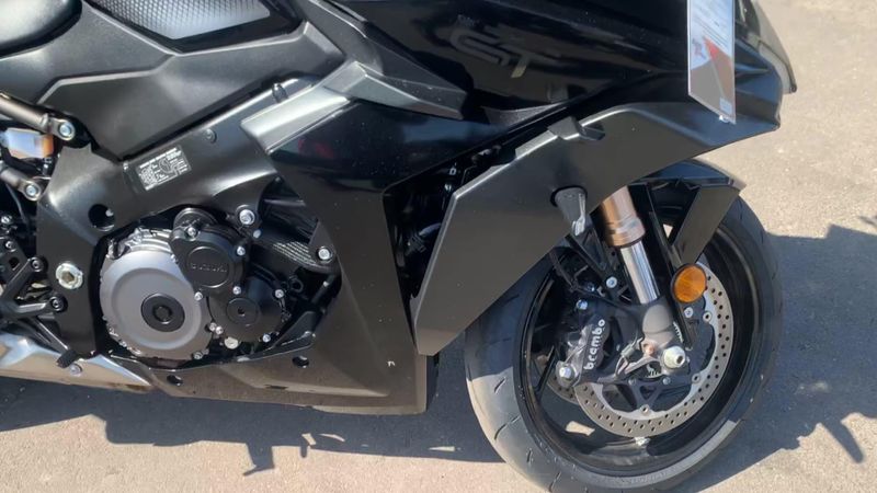 Used 2022 Suzuki GSX-S 1000 GT+ Image 4
