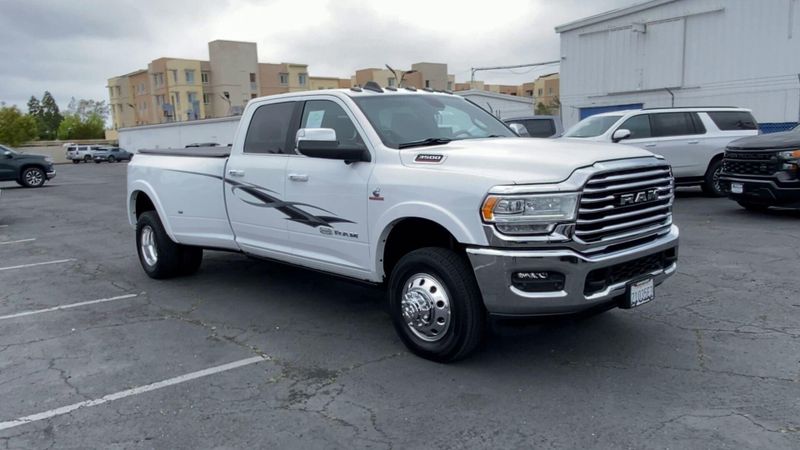 2021 RAM 3500 Laramie LonghornImage 3