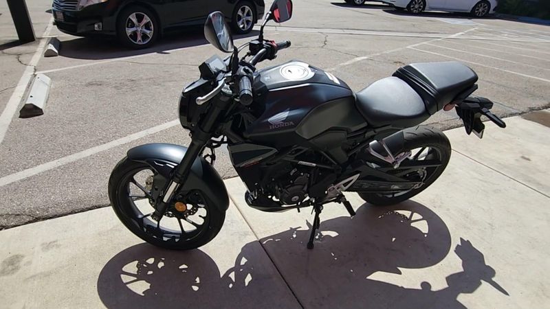 Used 2023 Honda CB300R ABS Image 8