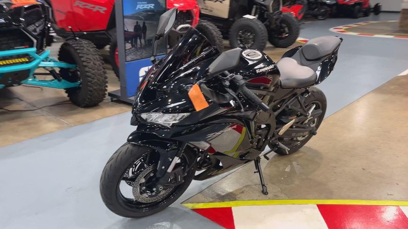 Used 2024 Kawasaki Ninja ZX-4R ABS Image 8