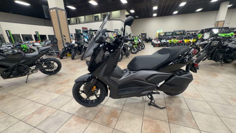 New 2026 Yamaha Xmax Image 5