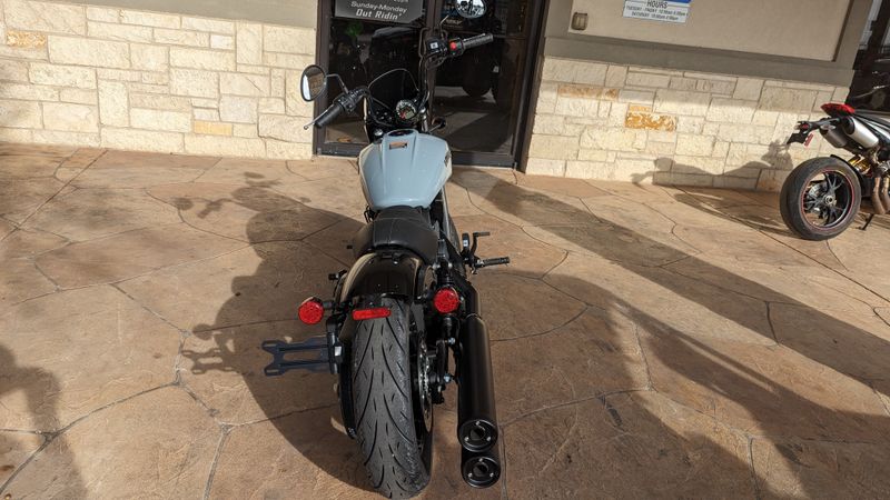 2024 INDIAN MOTORCYCLE SCOUT ROGUE SIXTY ABS STORM GRAYImage 6