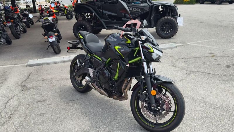 Used 2022 Kawasaki Z650 Image 6