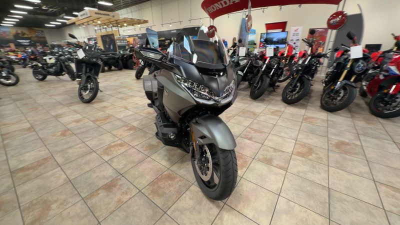 New 2026 Honda GOLDWING DCT Image 3