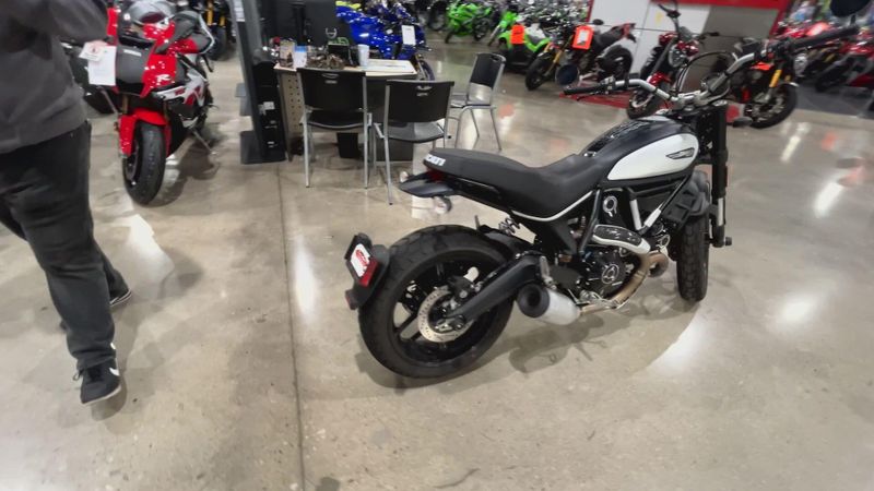 Used 2023 Ducati SCRAMBLER 800 ICON DARK Image 8