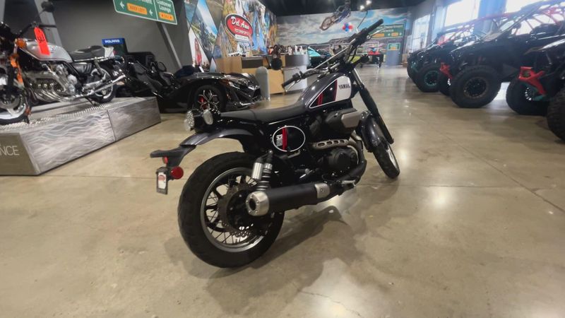 Used 2017 Yamaha SCR950 Image 8