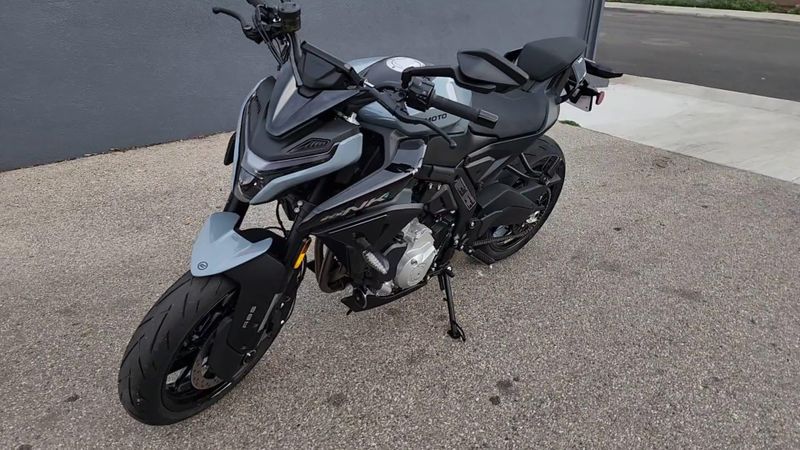 New 2026 CFMOTO 675NK Image 4