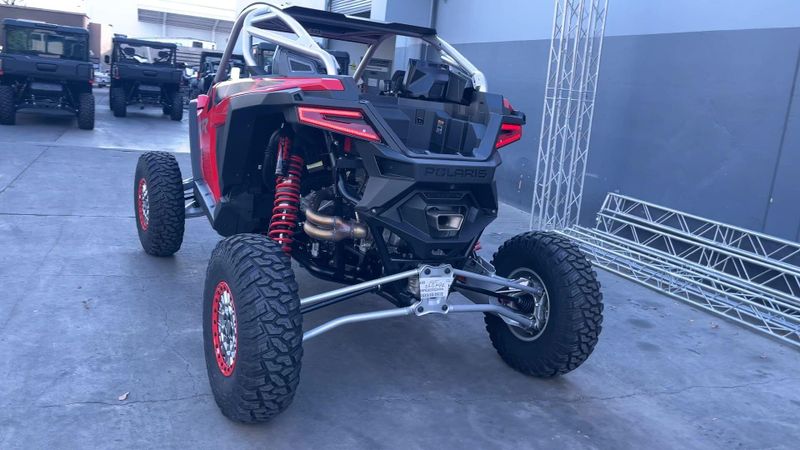 New 2026 Polaris RZR PRO R ULTIMATE Image 2