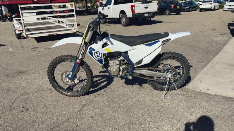 Used 2022 Husqvarna FC450 Image 5