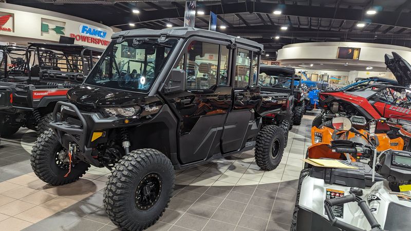 2024 Can-Am DEFENDER MAX TEXCAB 65 HD10 BK 24 LIMITED HD10Image 1