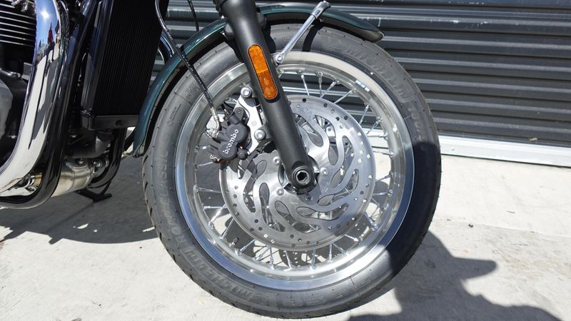 New 2025 Triumph Bonneville T120 Elvis Edition Euro 5a 