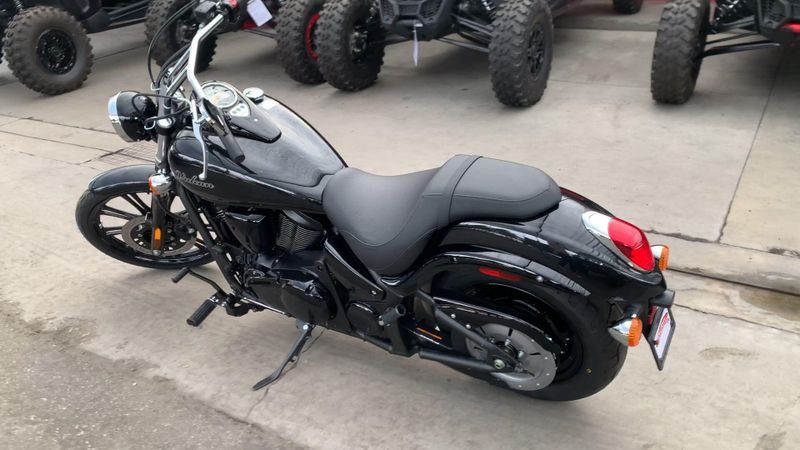 New 2026 Kawasaki VULCAN 900 CUSTOM Image 6