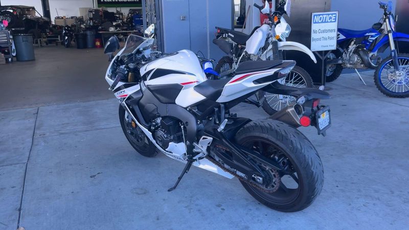 Used 2025 Honda CBR1000RR ABS Image 2