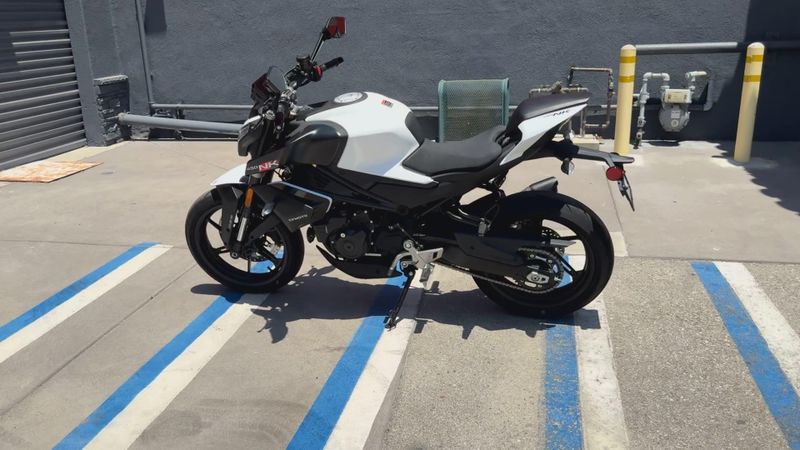 Used 2025 CFMOTO 450NK CF400-7US Image 6