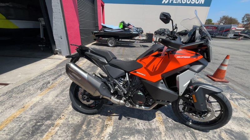New 2027 KTM 1390 SUPER ADVENTURE S EVO Image 9