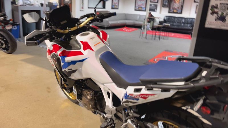 New 2026 Honda AFRICA TWIN DCT Image 5