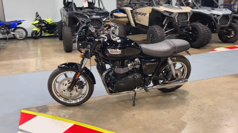 Used 2013 Triumph Bonneville A2 Image 9