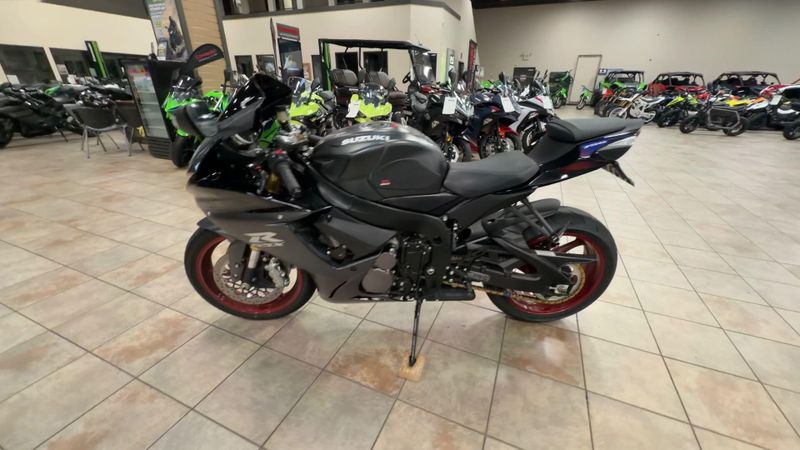 Used 2026 Suzuki GSX-R750 CA Image 6