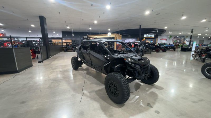 New 2026 Can-Am MAVERICK R MAX X RS 999T DCT Image 8