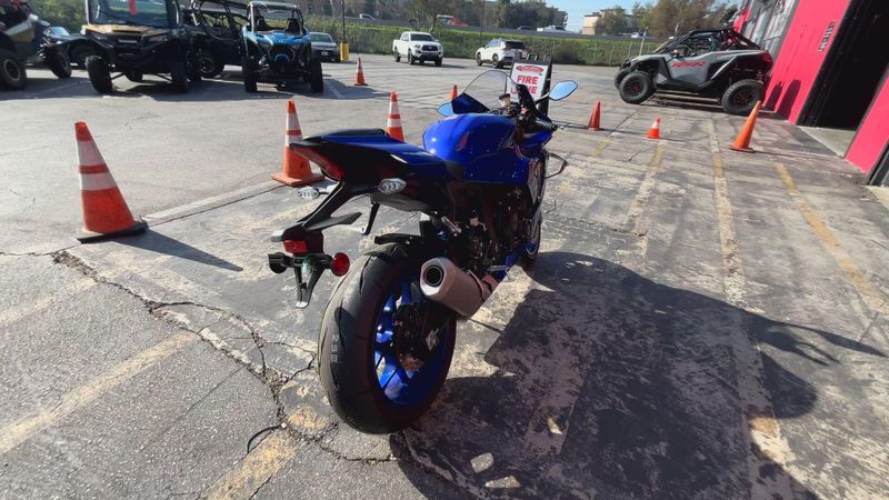 New 2026 Yamaha YZF-R1 Image 8