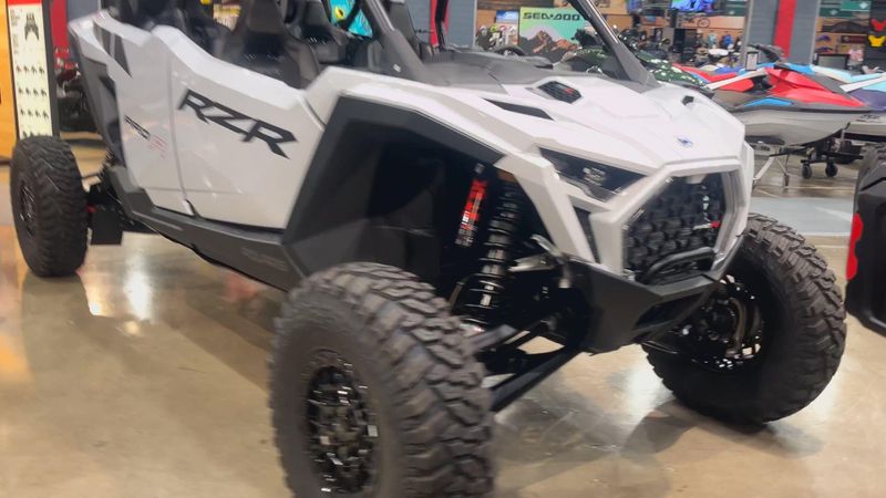 New 2026 Polaris RZR PRO R 4 ULTIMATE Image 6