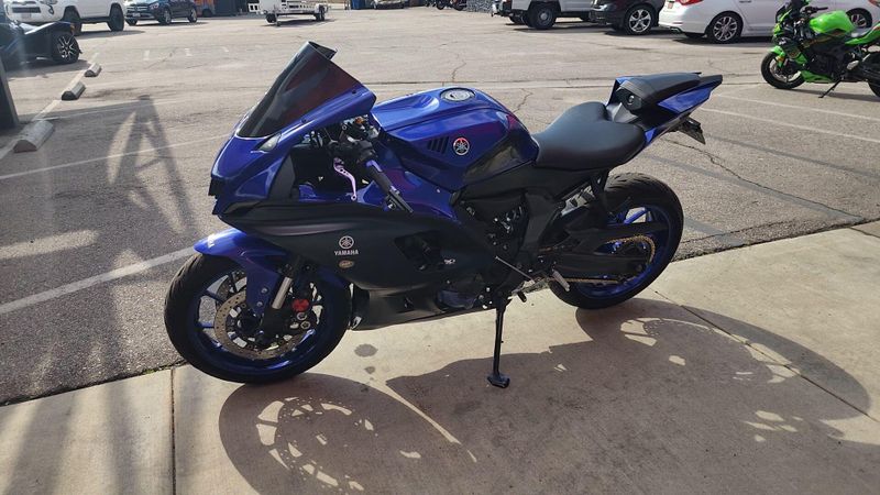 Used 2024 Yamaha YZF R7 Image 8