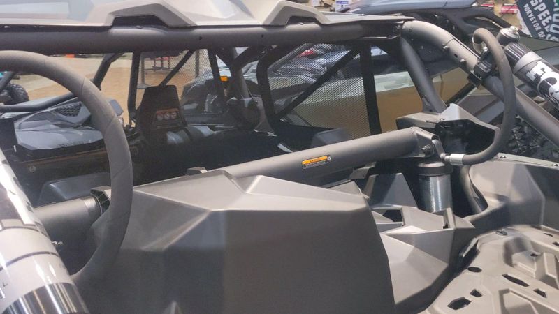 New 2027 Can-Am MAVERICK X3 MAX X RC TURBO RR Image 2