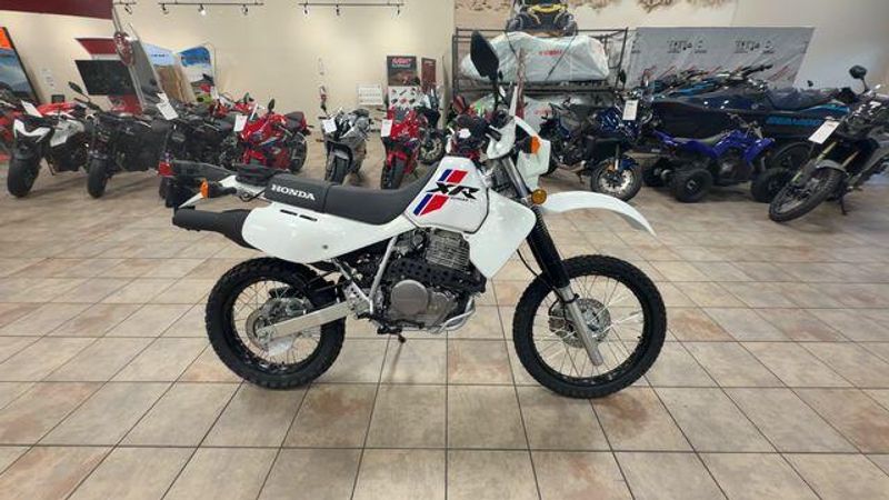 New 2025 Honda XR650L Image 5