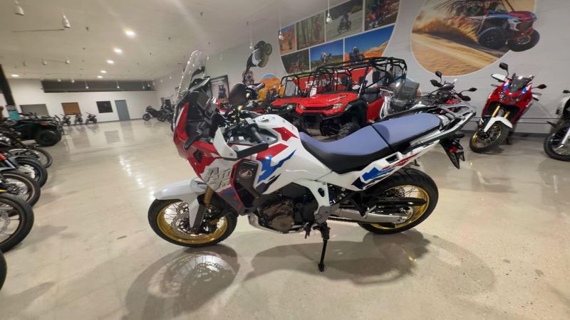 New 2026 Honda AFRICA TWIN ADV SP ES DCT Image 5
