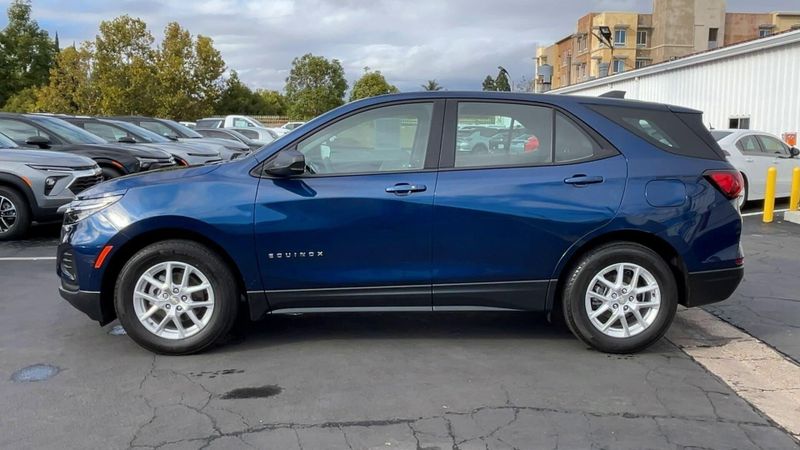 Used 2022 Chevrolet Equinox LSImage 6