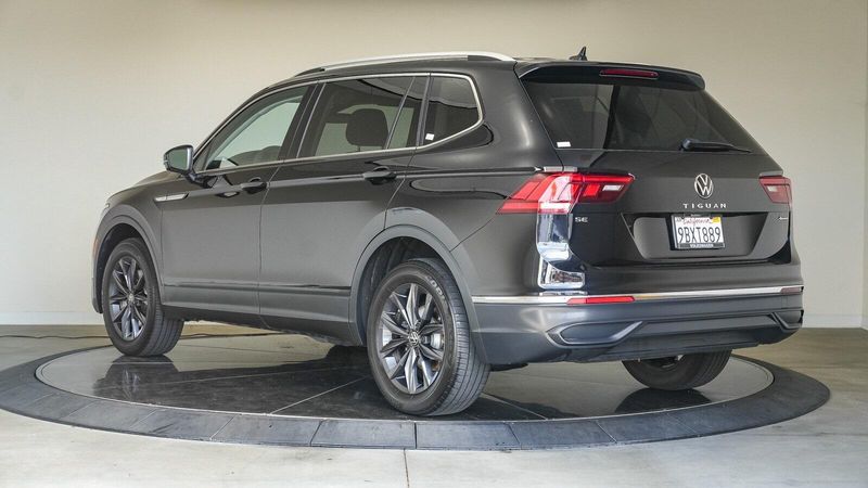2022 Volkswagen Tiguan 2.0T SEImage 2