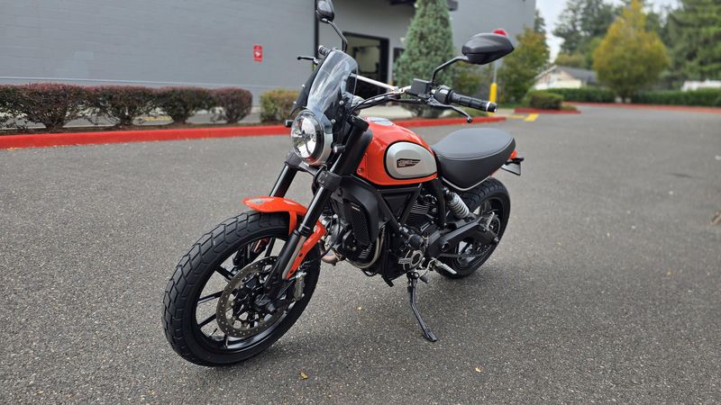Used 2019 Ducati SCRAMBLER ICON 