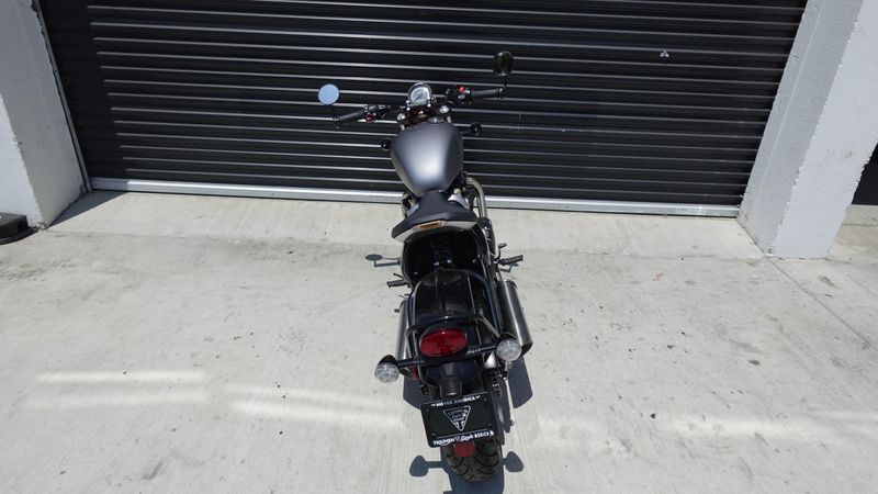 New 2025 Triumph Bonneville Bobber Base 