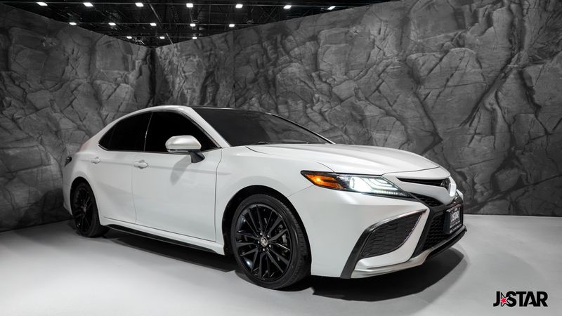 2021 Toyota Camry XSE photo 27
