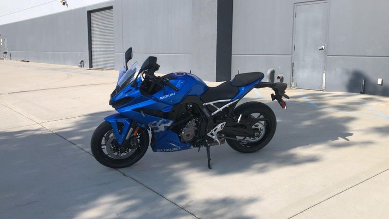 New 2026 Suzuki GSX-8R Image 5