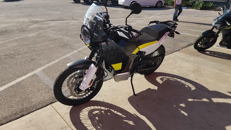 2023 HUSQVARNA NORDEN 901  in a BLACK exterior color. Del Amo Motorsports of Los Angeles (562) 262-9181 delamomotorsports.com 