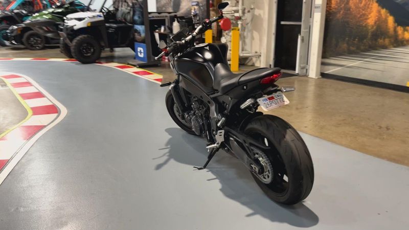 Used 2023 Yamaha MT-09 CA Image 2