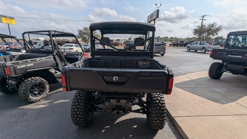 2025 Can-Am DEFENDER XT HD10 DUSTY NAVYImage 3