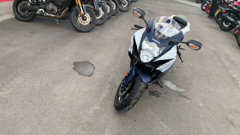 Used 2023 Suzuki GSX-R600 CA Image 4