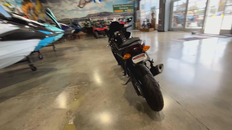 Used 2021 Yamaha YZF-R3 ABS Image 7
