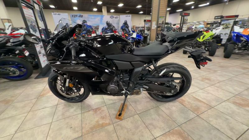 New 2026 Yamaha YZF-R7 Image 6