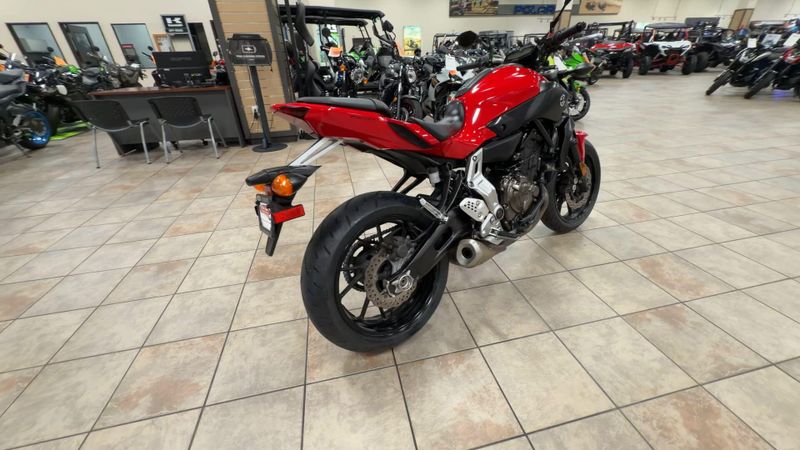 Used 2017 Yamaha FZ-07 Image 9