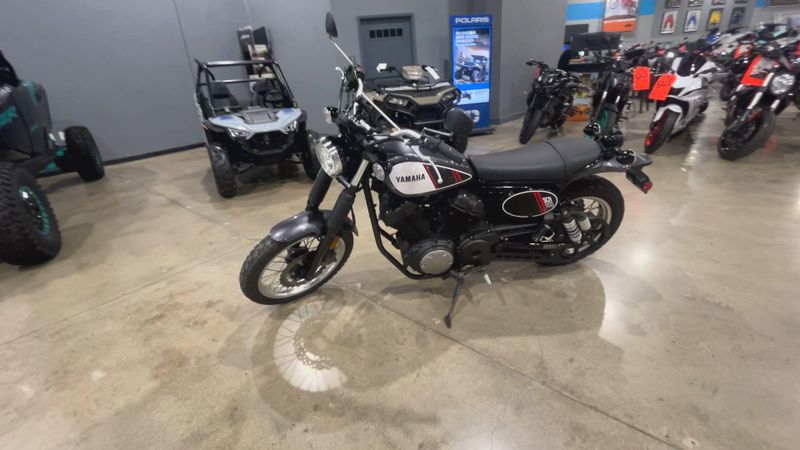 Used 2017 Yamaha SCR950 Image 5