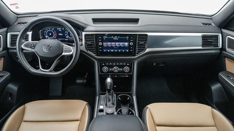 Used 2022 Volkswagen Atlas Cross Sport 3.6L V6 SE w/TechnologyImage 12