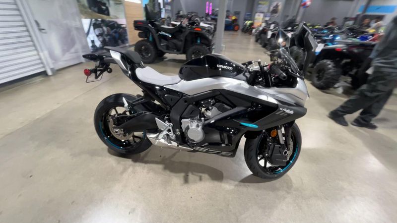 New 2026 CFMOTO 675SS Image 9