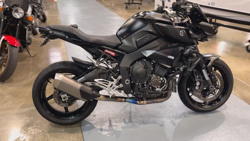 Used 2019 Yamaha MT-10 CA Image 5