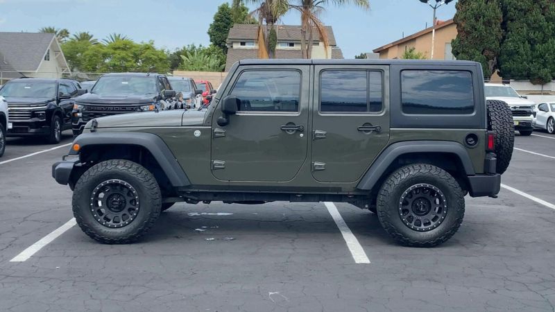 Used 2015 Jeep Wrangler Unlimited SportImage 6