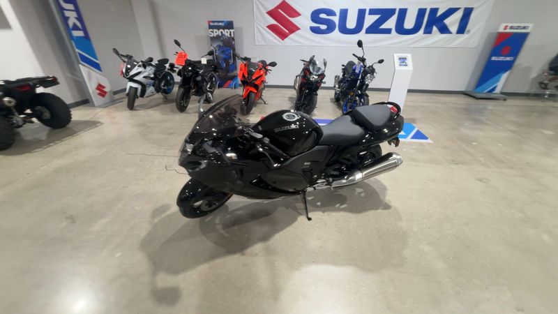 New 2027 Suzuki Hayabusa Image 8