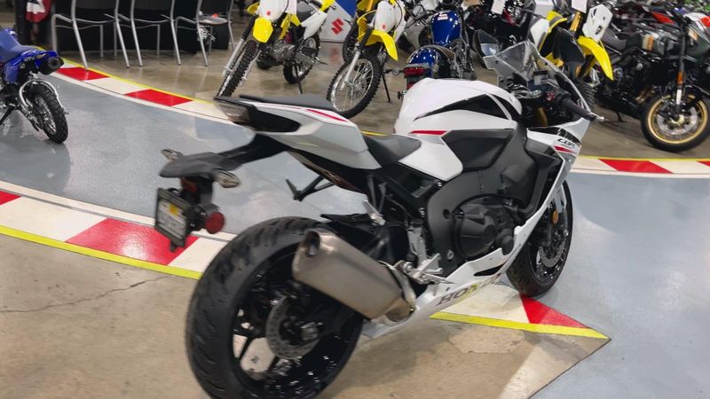 Used 2025 Honda CBR1000RR ABS Image 4