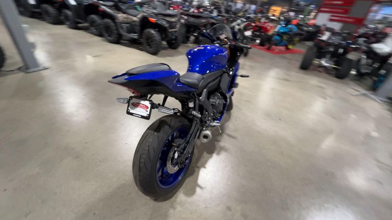 New 2026 Yamaha YZF-R7 Image 7